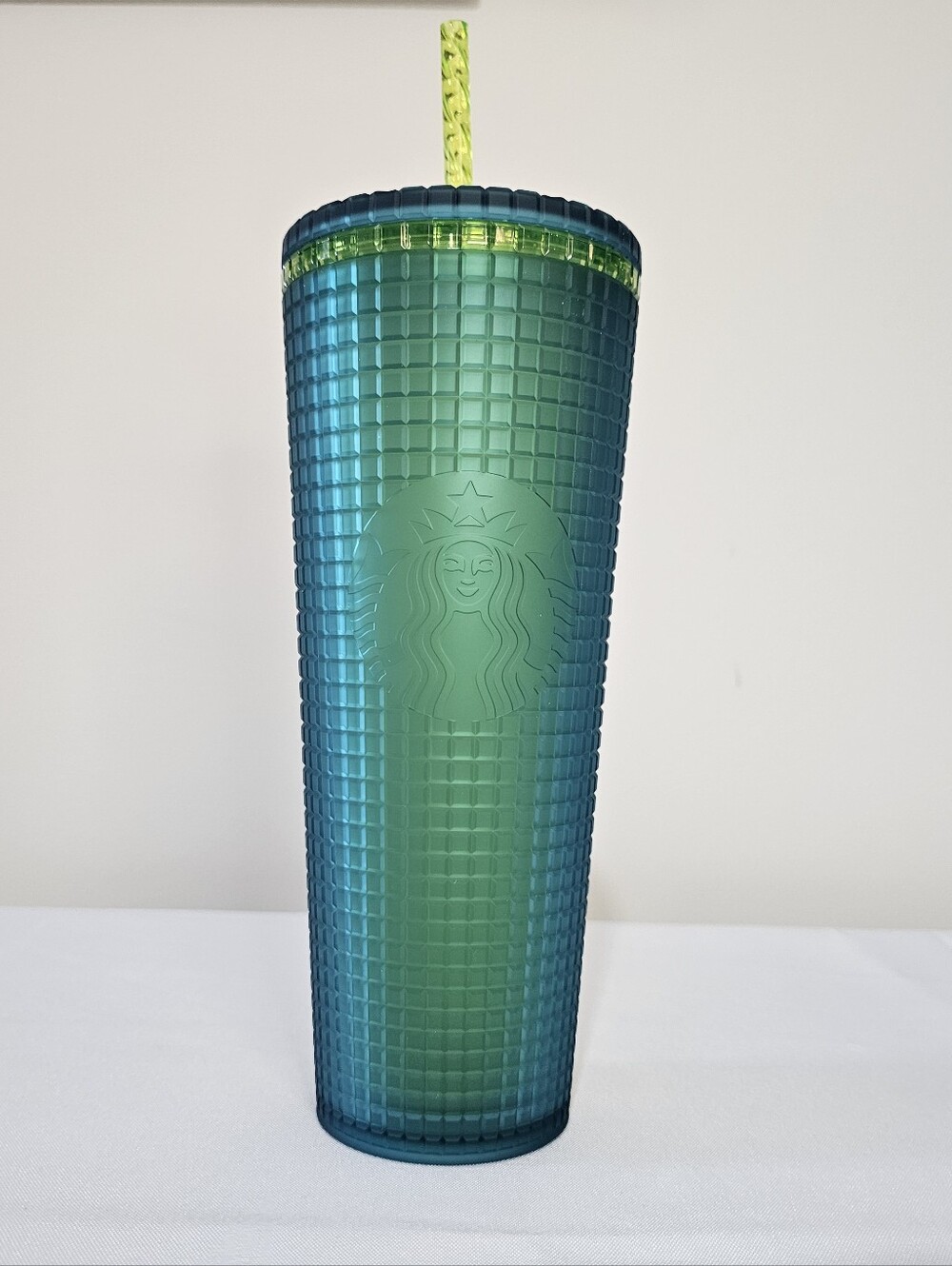 NEW WITH TAGS- STARBUCKS TUMBLER 240Z